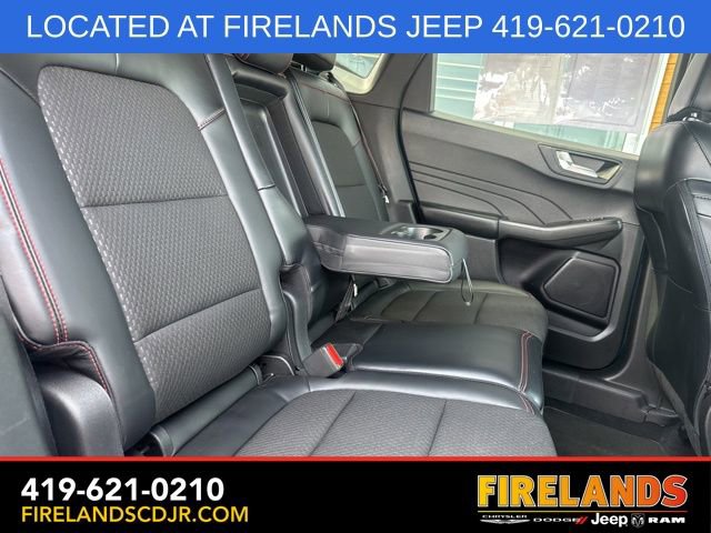Used 2023 Ford Escape ST-Line Select AWD/4WD image 15