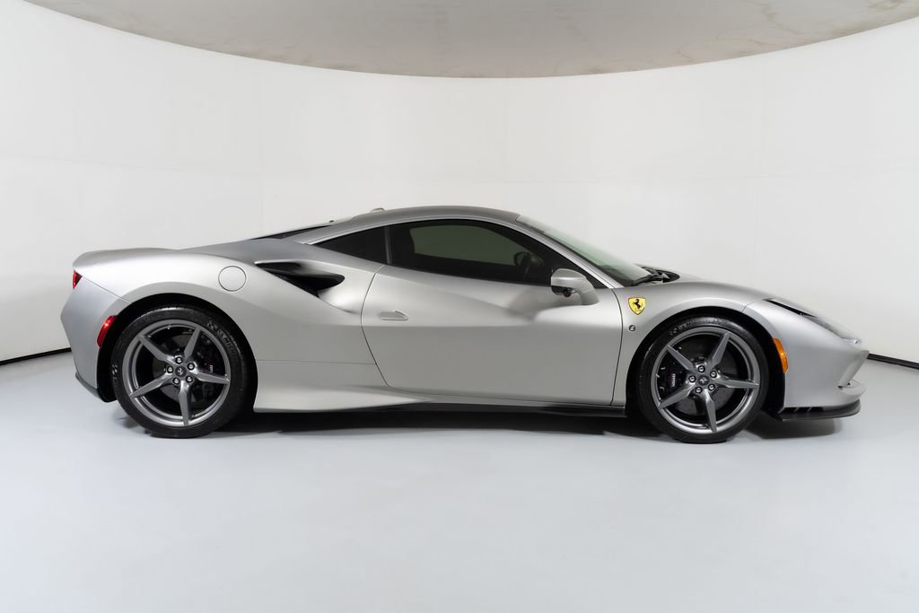 Used 2021 Ferrari F8 Tributo image 19