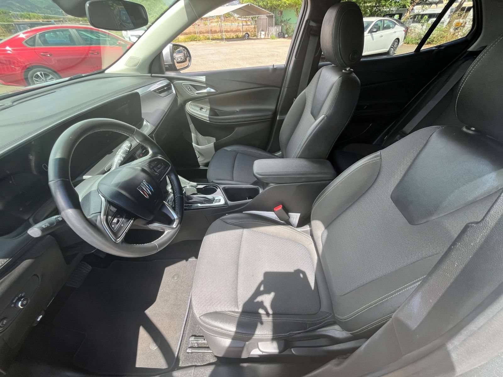 Used 2025 Buick Encore GX Preferred FWD image 24