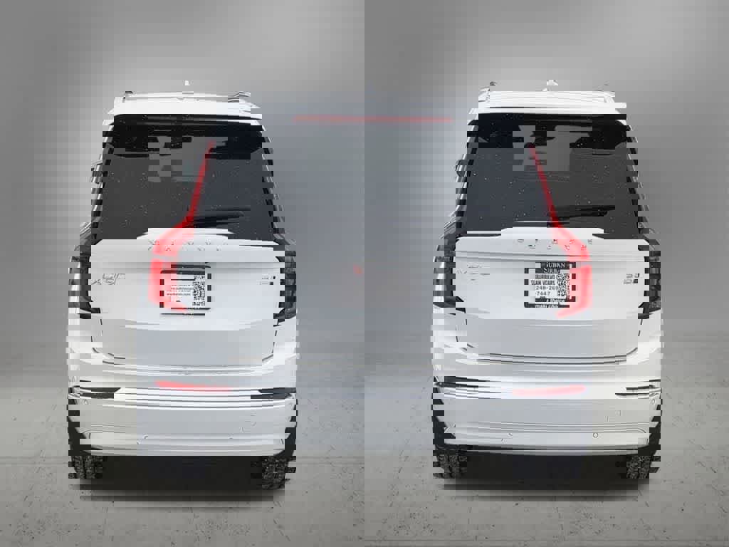 New 2025 Volvo XC90 B5 Plus w/ Protection Package Premier image 5