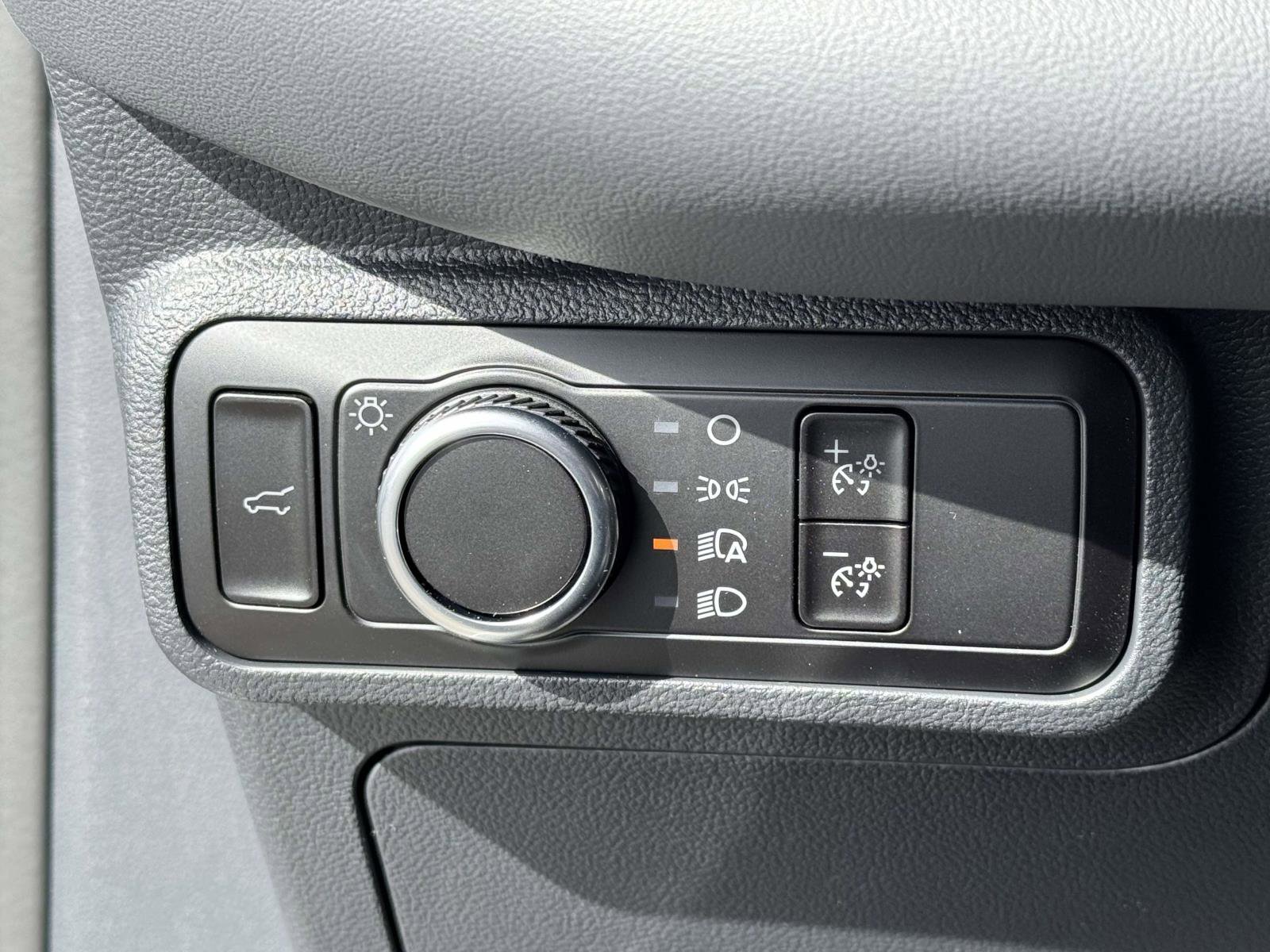 New 2026 Ford Explorer Active image 17