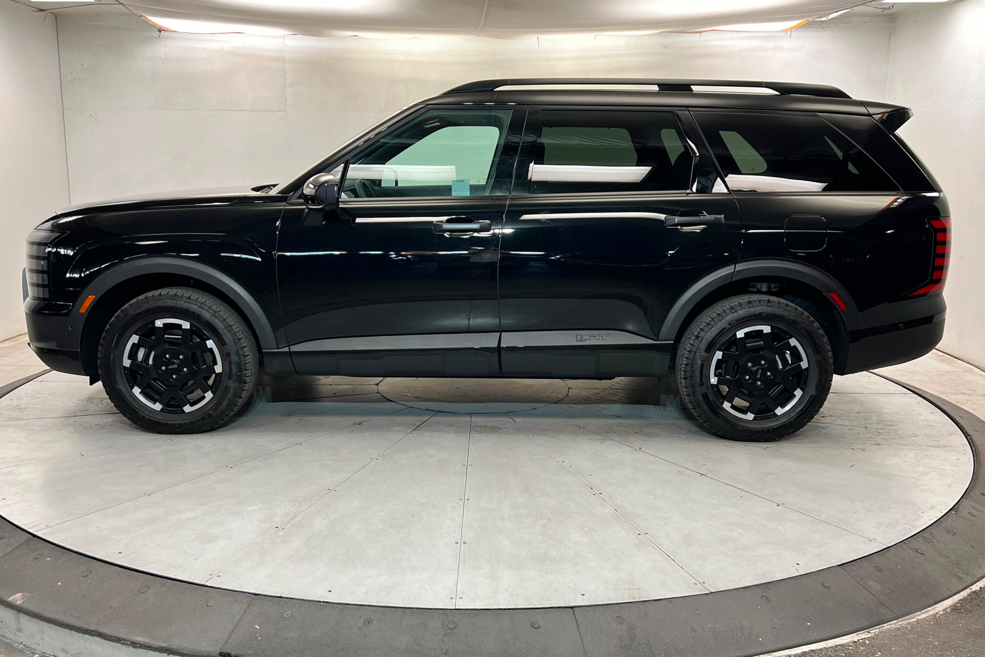 Used 2026 Hyundai Palisade XRT Pro AWD/4WD image 2