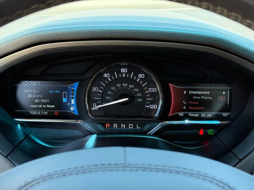 Used 2017 Lincoln MKZ Reserve image 10