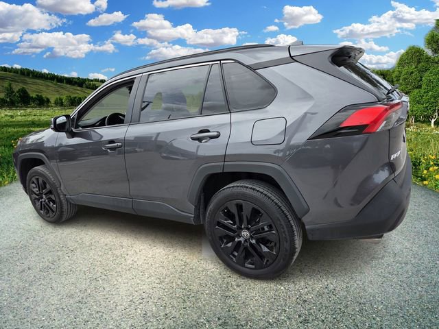 Used 2023 Toyota RAV4 XLE Premium image 5