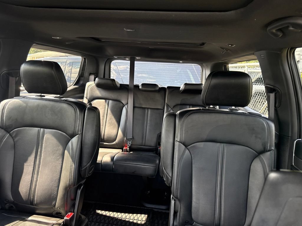 Used 2025 Jeep Wagoneer Series III w/ Premium Group I AWD/4WD image 5