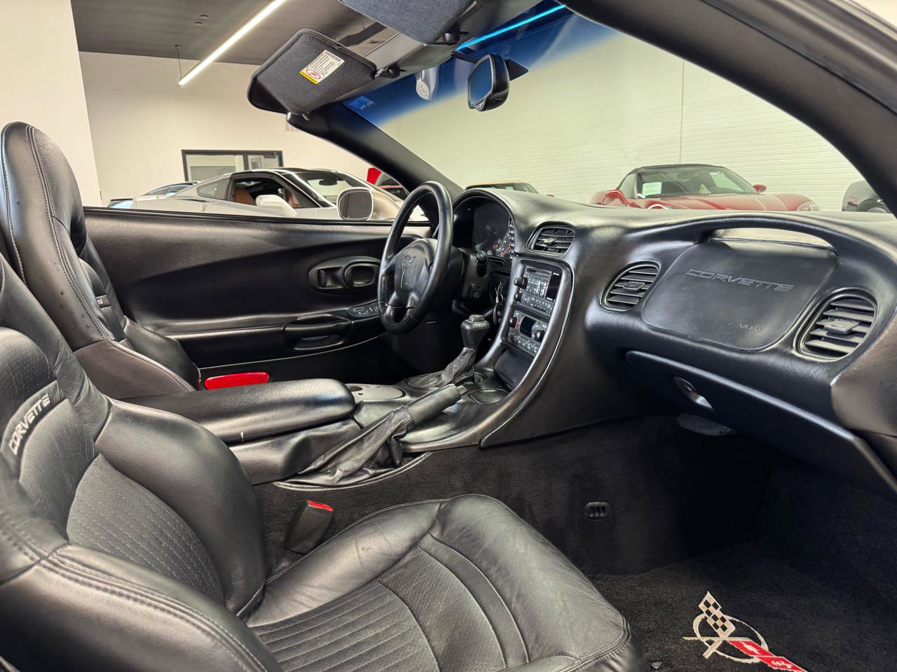 Used 2001 Chevrolet Corvette Convertible w/ Preferred Equipment Group2 RWD image 38