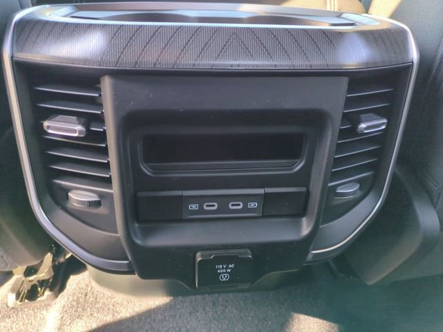 New 2026 RAM 1500 4x4 Crew Cab image 26