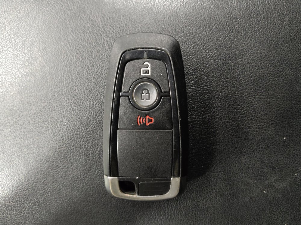 Used 2023 Ford Edge SEL image 32