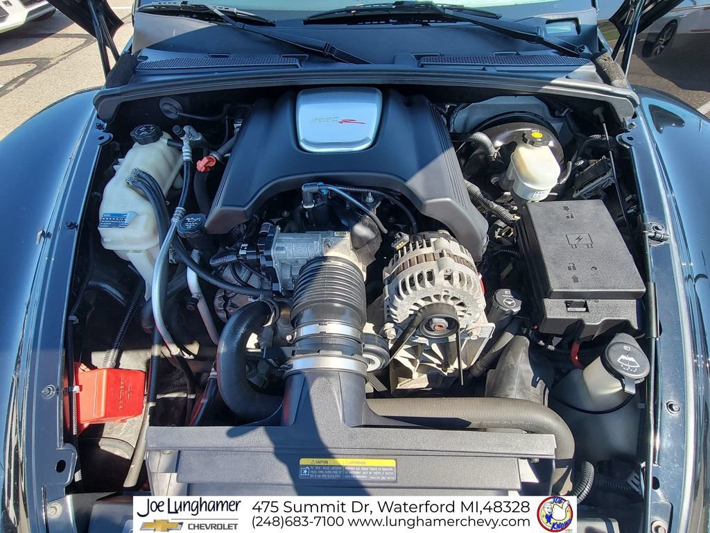 Used 2004 Chevrolet SSR RWD image 25