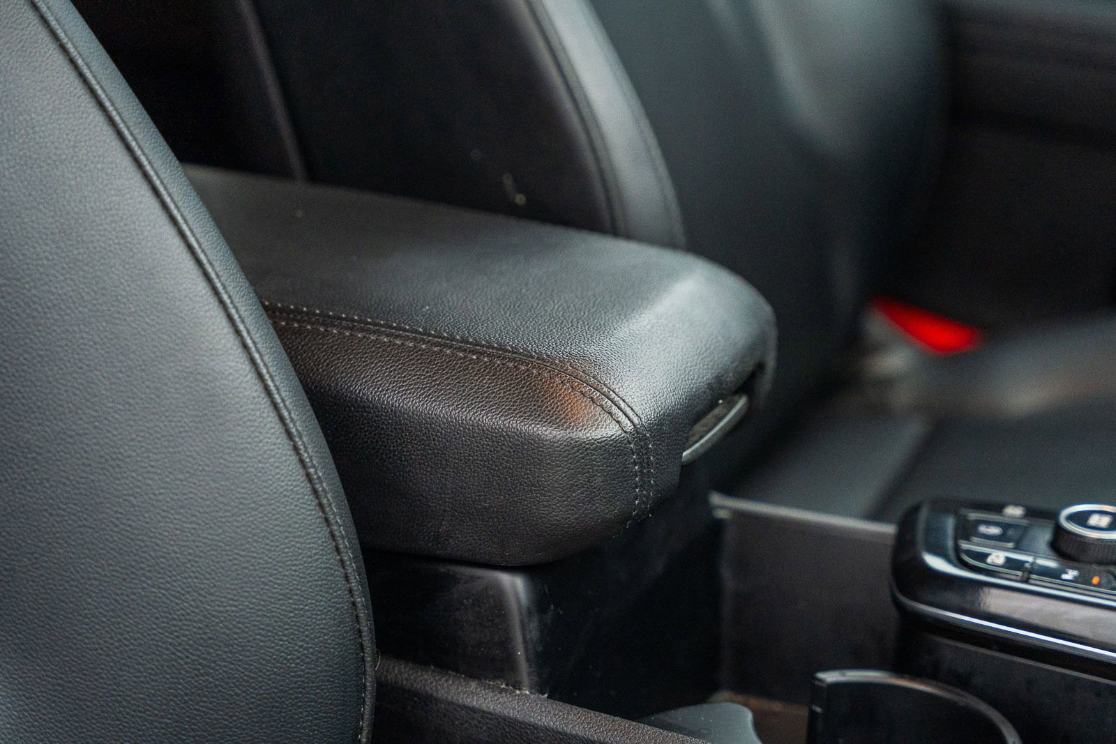 Used 2023 Kia Sportage EX image 11