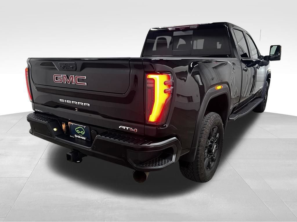 Used 2024 GMC Sierra 3500 AT4 w/ AT4 Premium Plus Package AWD/4WD image 3