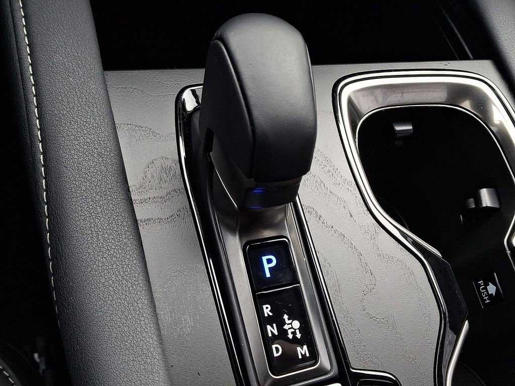 Used 2024 Lexus RX 350 Premium w/ Accessory Package image 16