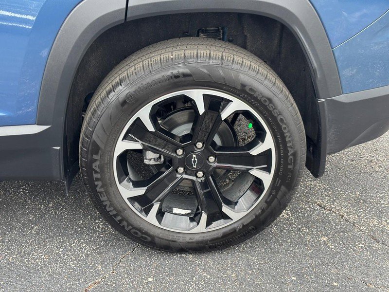 Used 2026 Chevrolet Equinox LT w/ Convenience Package II image 9