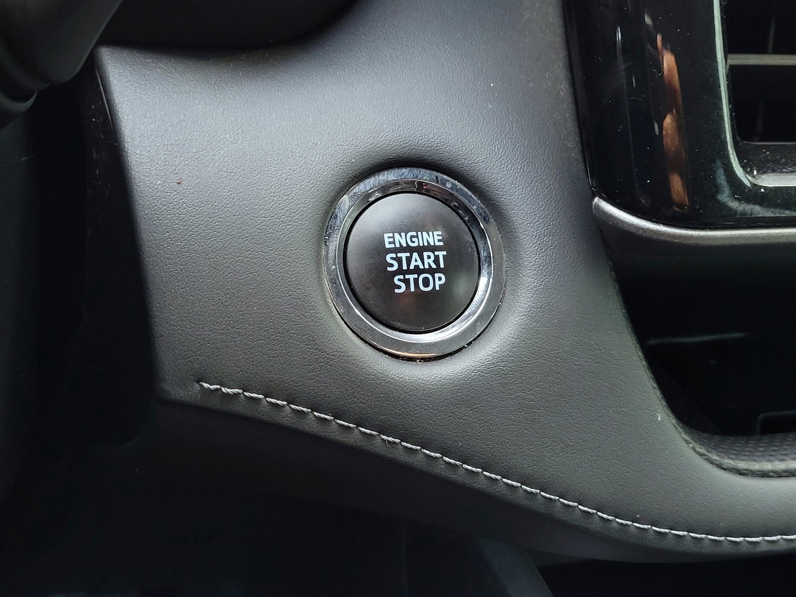 Certified 2022 Toyota Highlander XLE image 21