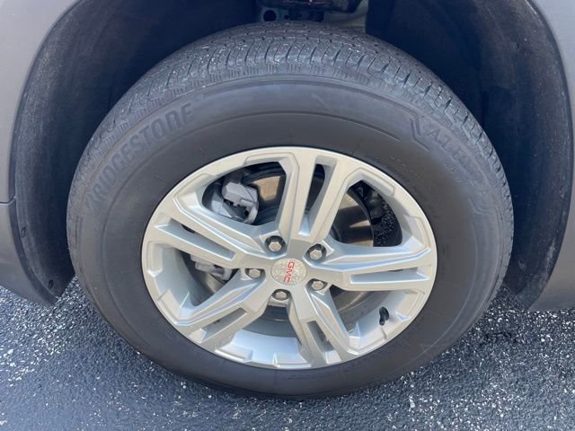 Used 2024 GMC Terrain SLE image 38