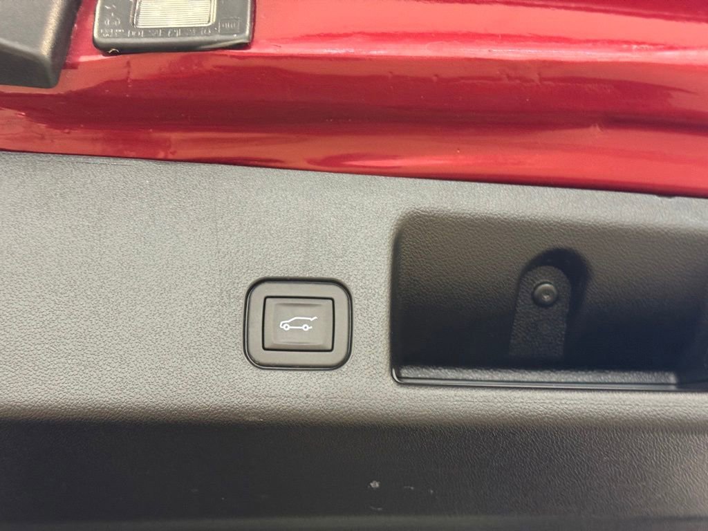 Used 2025 Chevrolet Equinox EV RS FWD image 26