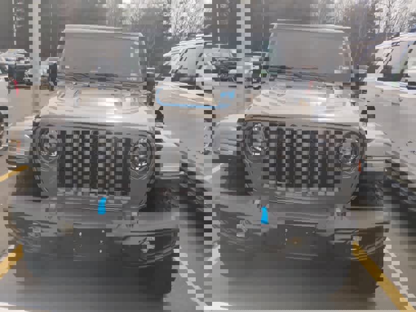 Certified 2023 Jeep Wrangler Unlimited Rubicon 4xe w/ Cold Weather Group image 3