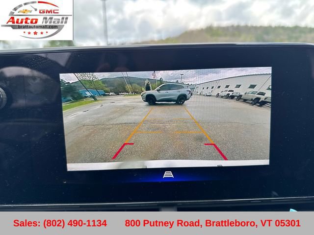 Used 2024 Chevrolet Trax LT w/ Sunroof Package FWD image 21