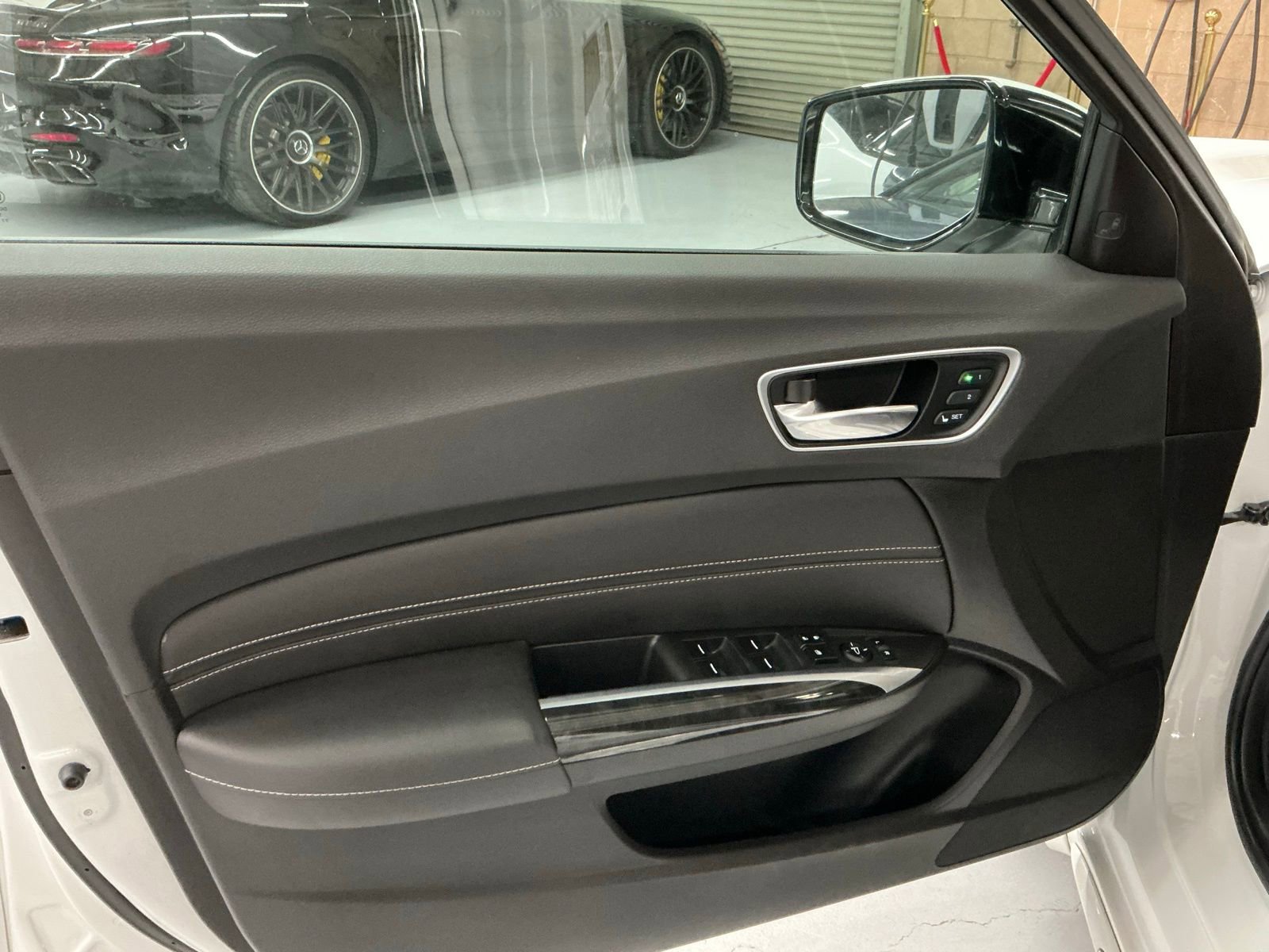 Used 2020 Acura TLX V6 w/ Technology Package image 18