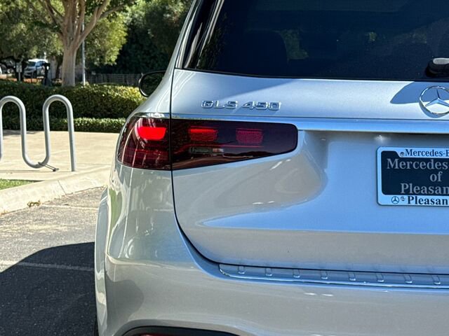 New 2026 Mercedes-Benz GLS 450 4MATIC image 26