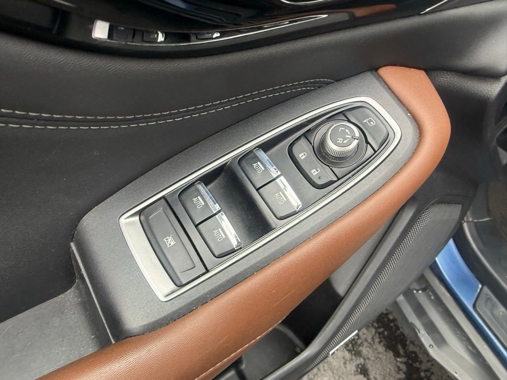 Used 2022 Subaru Outback Touring image 11