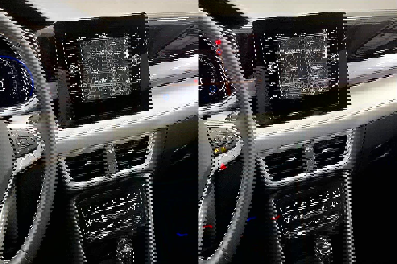 New 2026 Volkswagen Taos SEL image 9