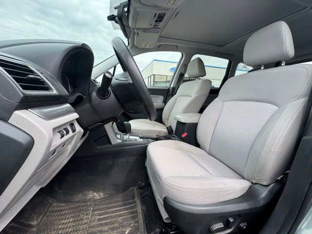 Used 2017 Subaru Forester 2.5i Premium w/ All-Weather Package AWD/4WD image 11