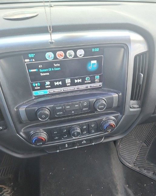 Used 2018 Chevrolet Silverado 1500 LT w/ All Star Edition image 6