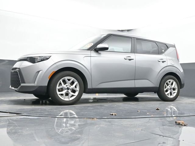 Used 2025 Kia Soul LX w/ LX Technology Package image 42