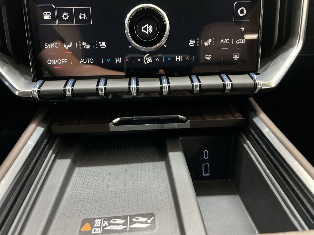 New 2026 GMC Acadia Denali Ultimate w/ LPO, Floor Liner Package image 11