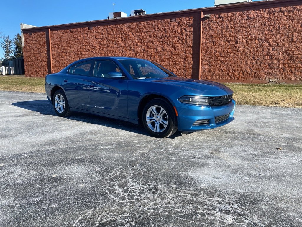 Used 2021 Dodge Charger SXT w/ Leather Interior Group image 1