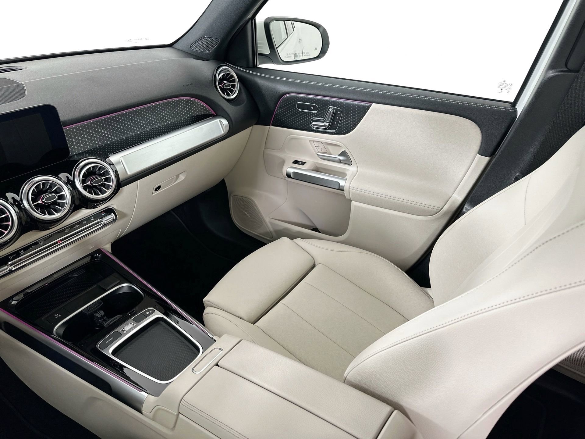 Certified 2024 Mercedes-Benz EQB 300 4MATIC image 24