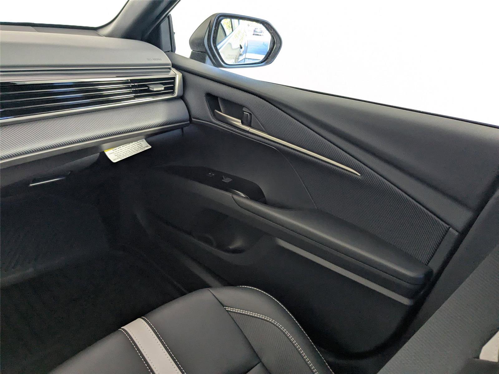 New 2026 Toyota Camry SE image 9