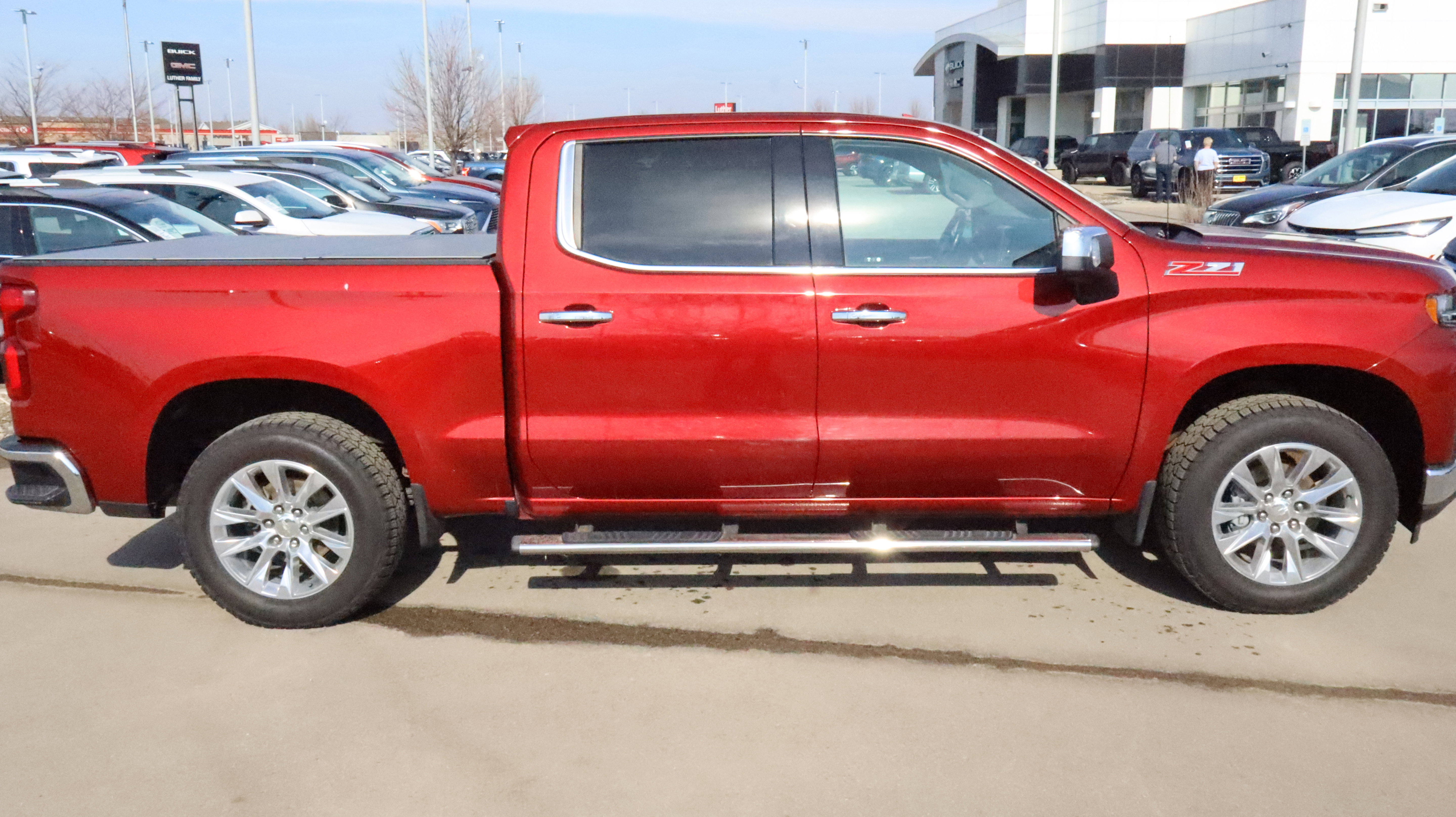 Used 2019 Chevrolet Silverado 1500 LTZ image 8