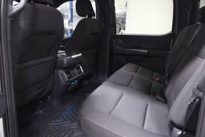 Used 2024 Ford F150 XLT w/ XLT Black Appearance Package image 23