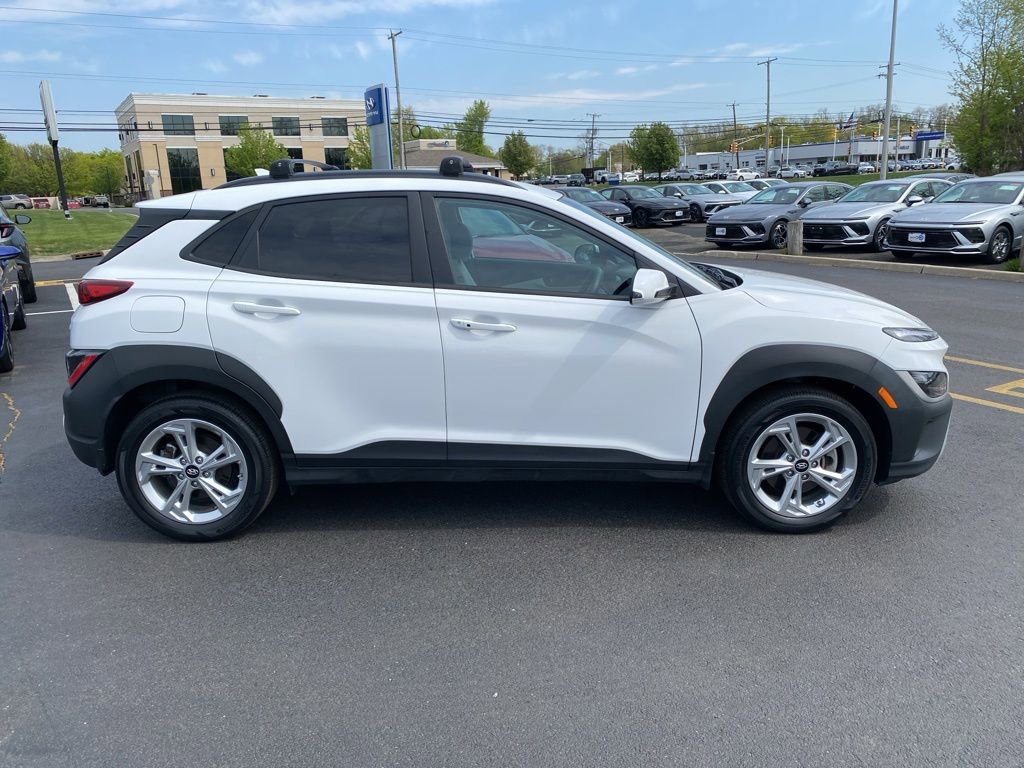 Certified 2023 Hyundai Kona SEL AWD/4WD image 2