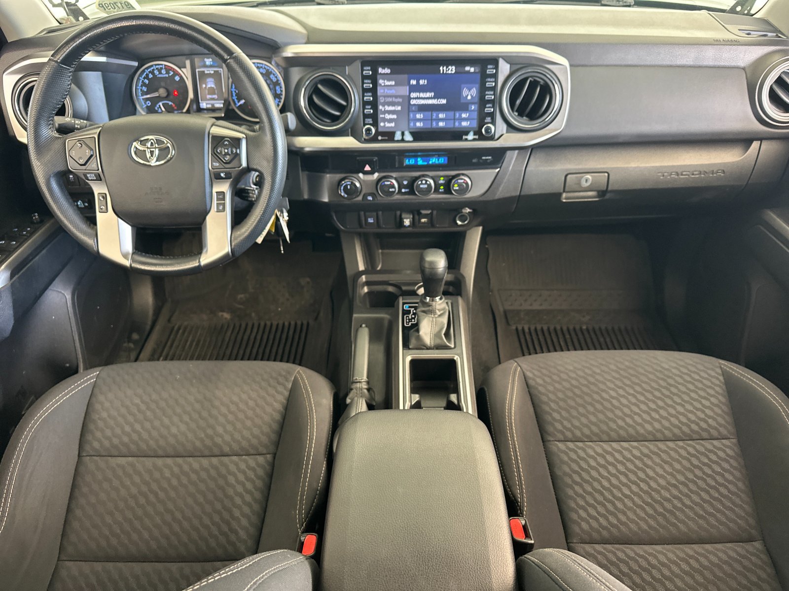 Used 2022 Toyota Tacoma SR5 w/ Trail Edition AWD/4WD image 14