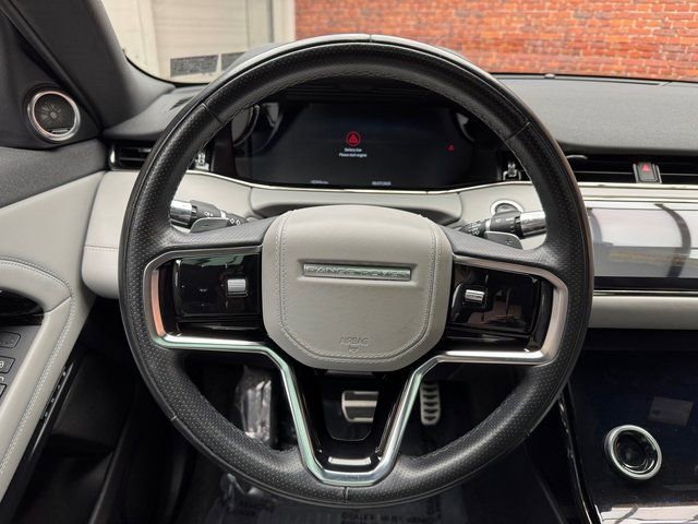 Used 2021 Land Rover Range Rover Evoque R-Dynamic HSE image 15