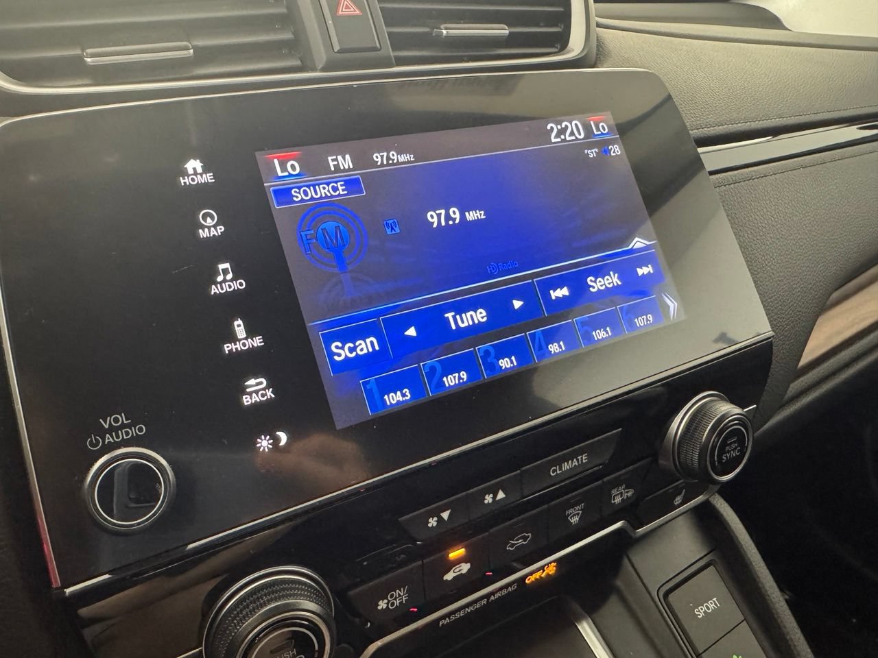Used 2022 Honda CR-V Touring image 17