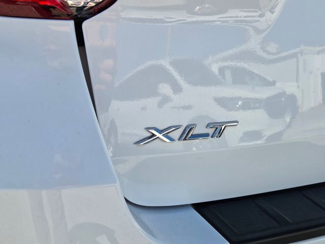 Used 2022 Ford Explorer XLT w/ Equipment Group 202A image 13