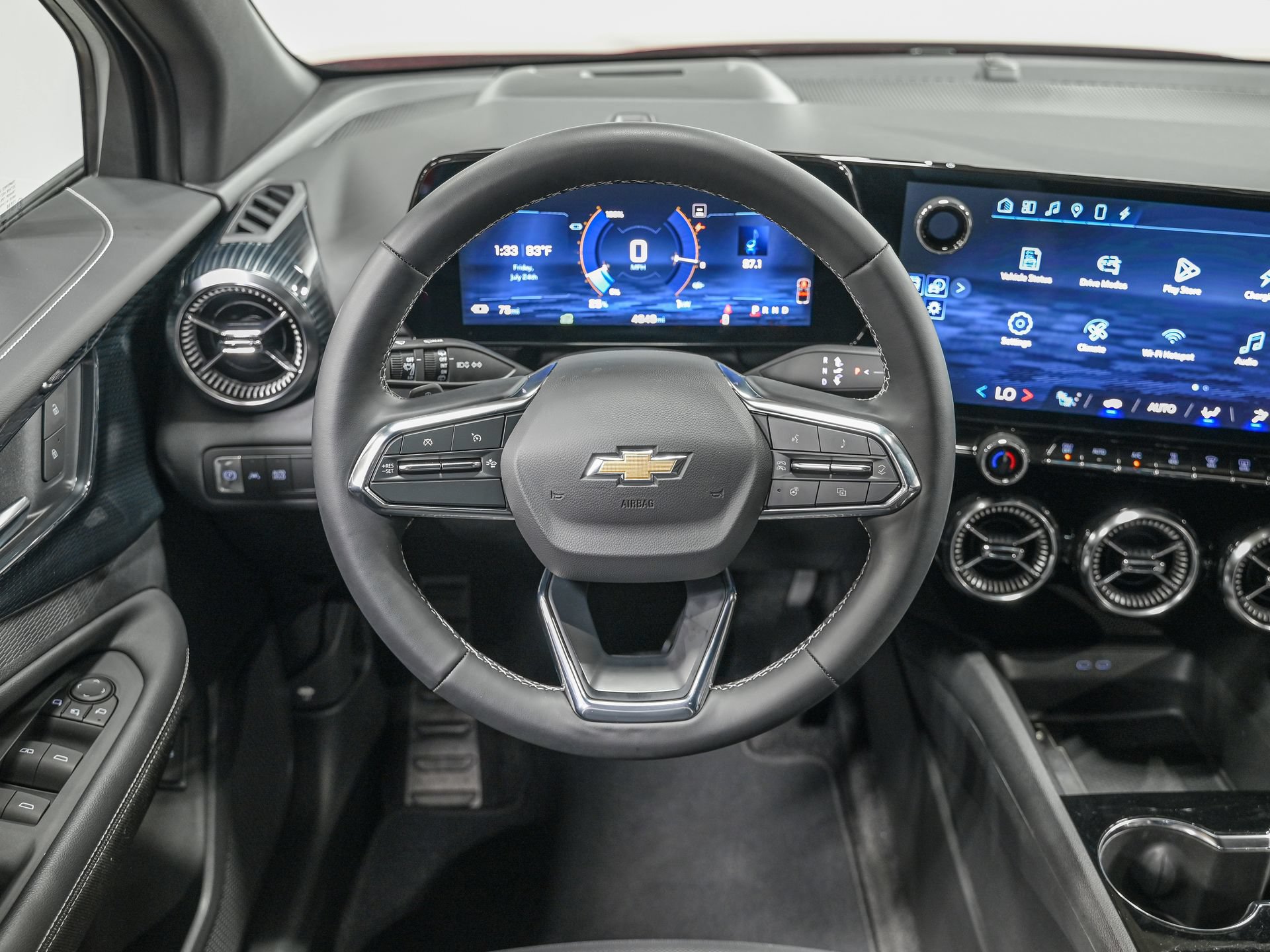 Used 2024 Chevrolet Blazer EV LT AWD/4WD image 17