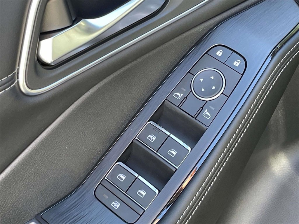 New 2026 Nissan Rogue Platinum image 12