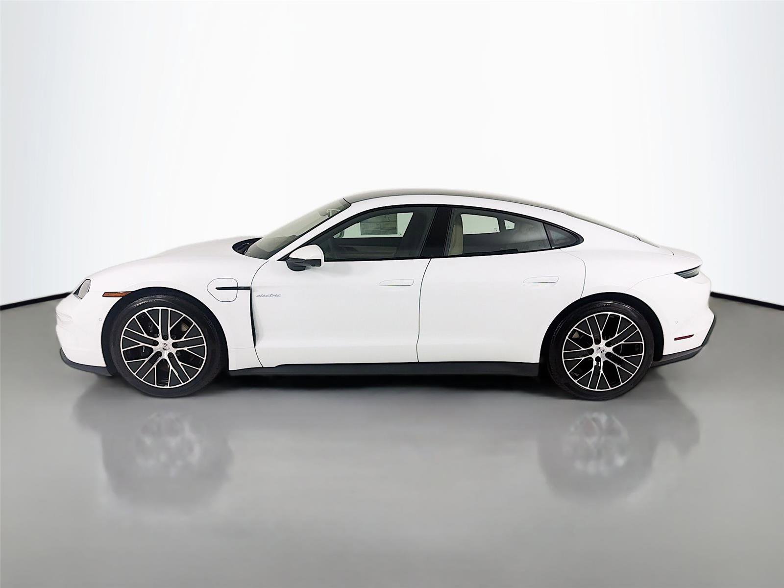 New 2026 Porsche Taycan RWD image 2