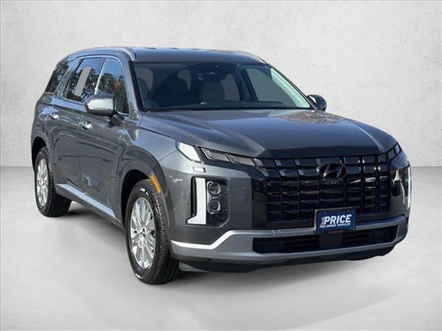Used 2023 Hyundai Palisade SEL w/ Cargo Package image 3