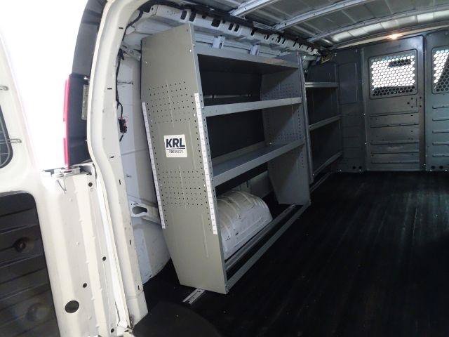 Used 2018 Chevrolet Express 2500 w/ Driver Convenience Package RWD image 16
