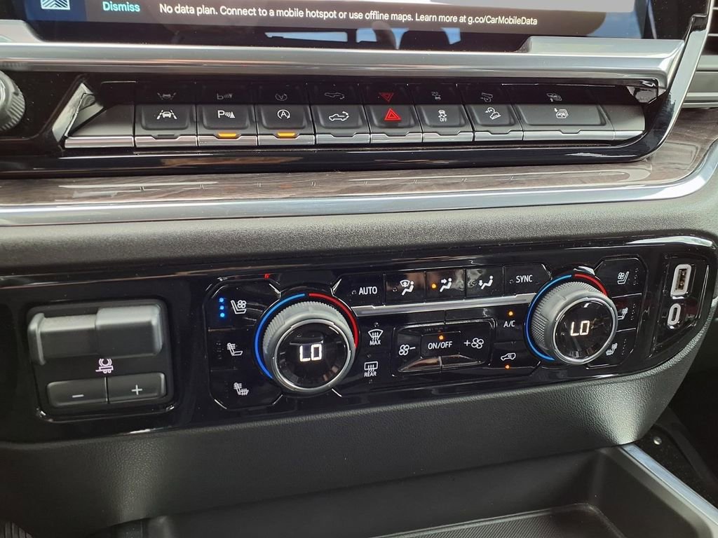 Used 2024 Chevrolet Silverado 1500 LTZ w/ LTZ Premium Package AWD/4WD image 9