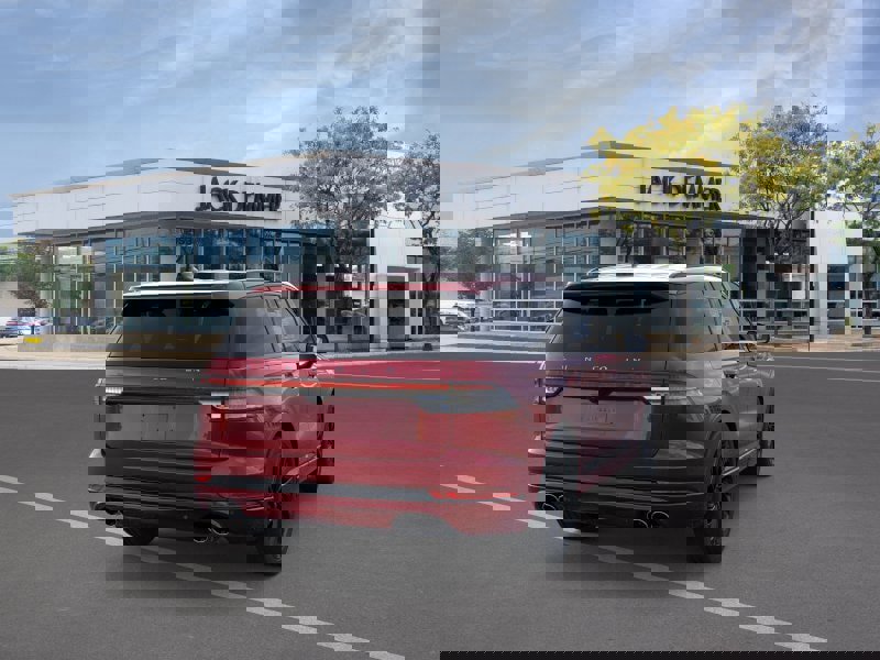 New 2026 Lincoln Aviator Reserve image 8