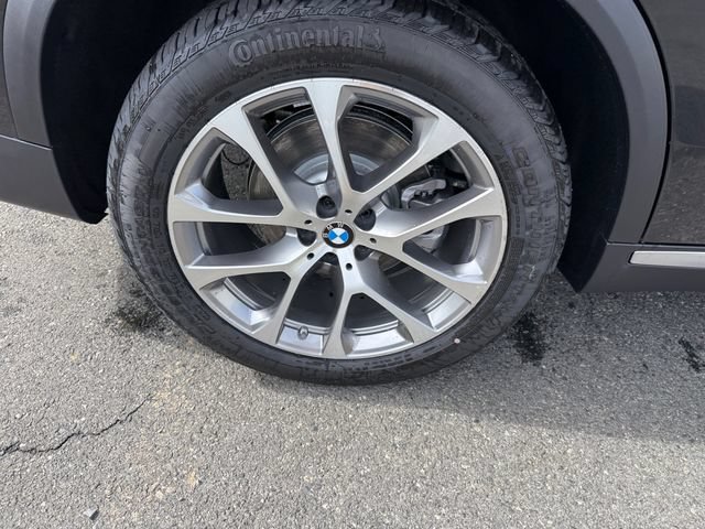 New 2026 BMW X5 xDrive40i w/ Climate Comfort Package AWD/4WD image 17