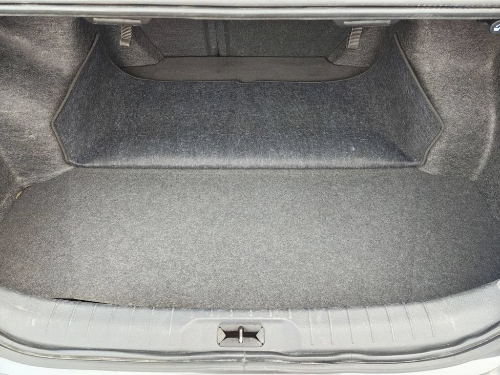 Used 2024 Nissan Altima 2.5 SV FWD image 26