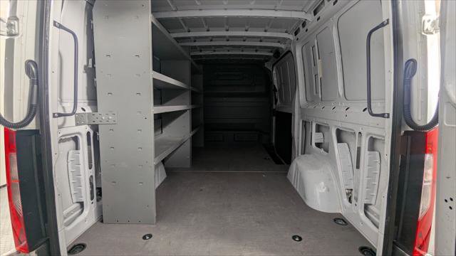 Used 2022 Mercedes-Benz Sprinter 1500 image 12